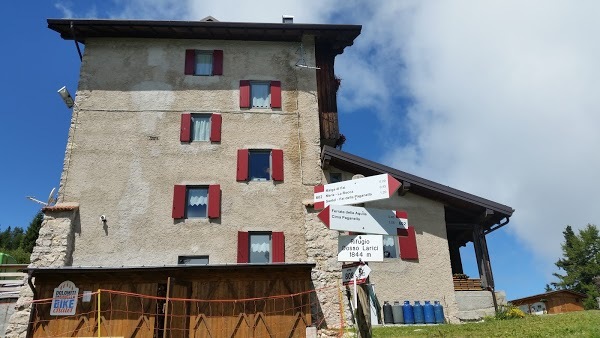 Foto di Rifugio Dosso Larici - 8/10