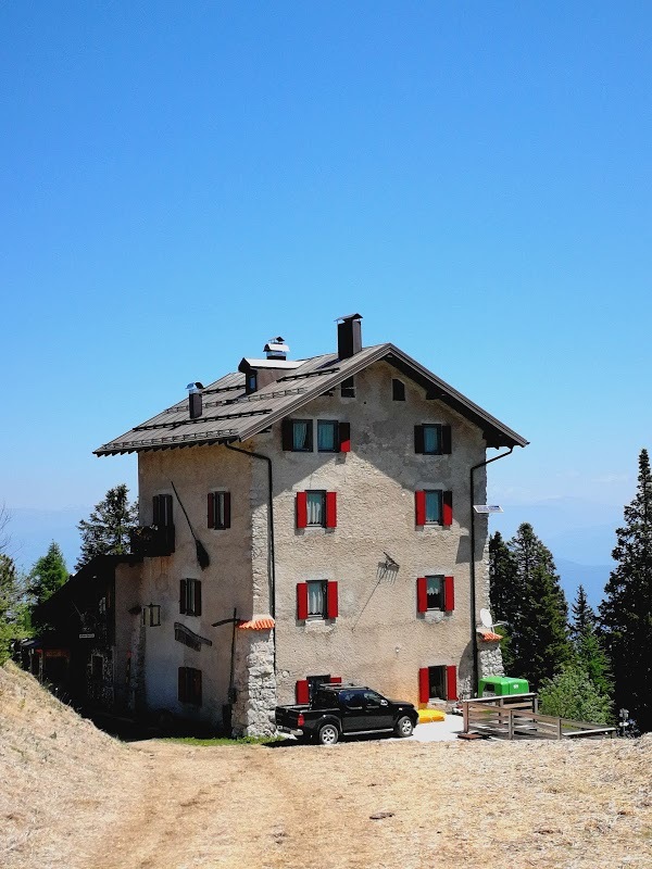 Foto di Rifugio Dosso Larici - 7/10