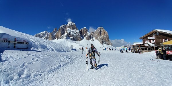 Rifugio Des Alpes Ristorante, Campitello di Fassa