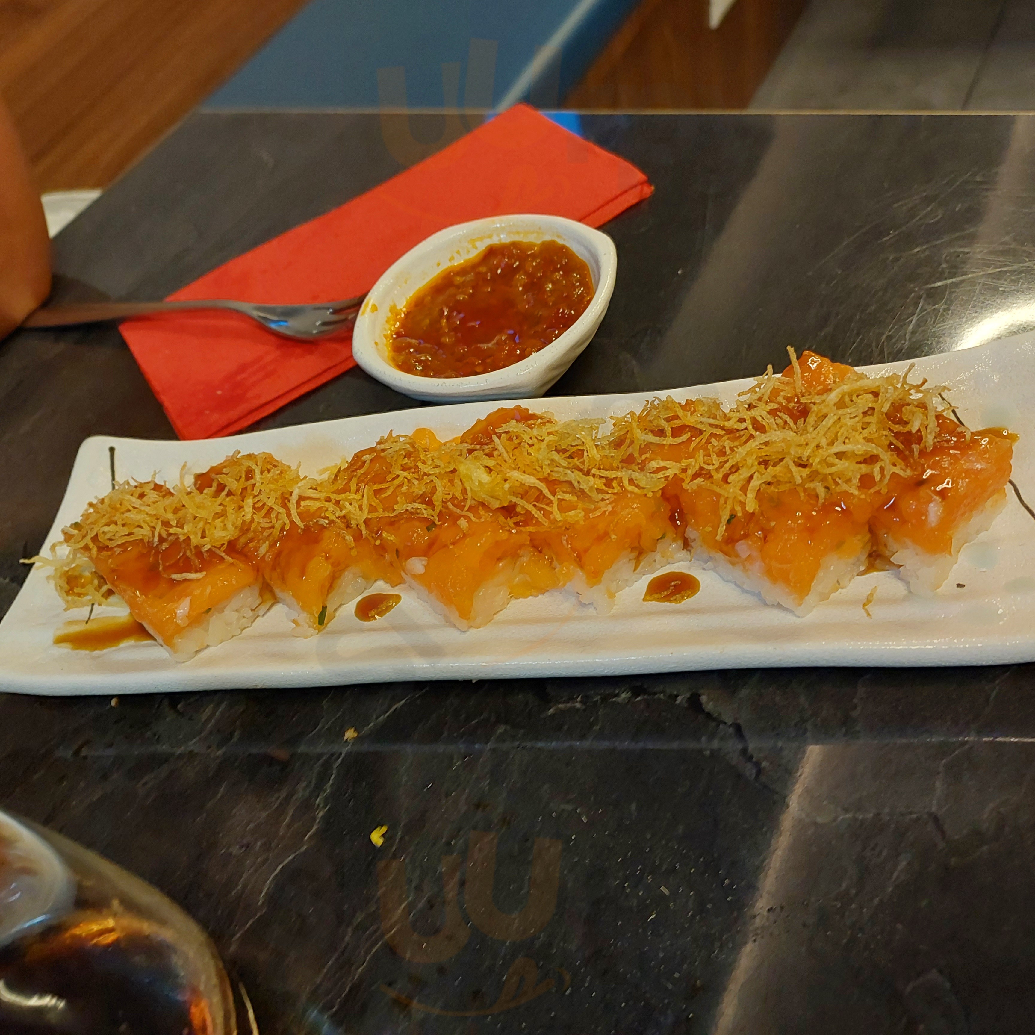 Yujing Sushi, Trieste