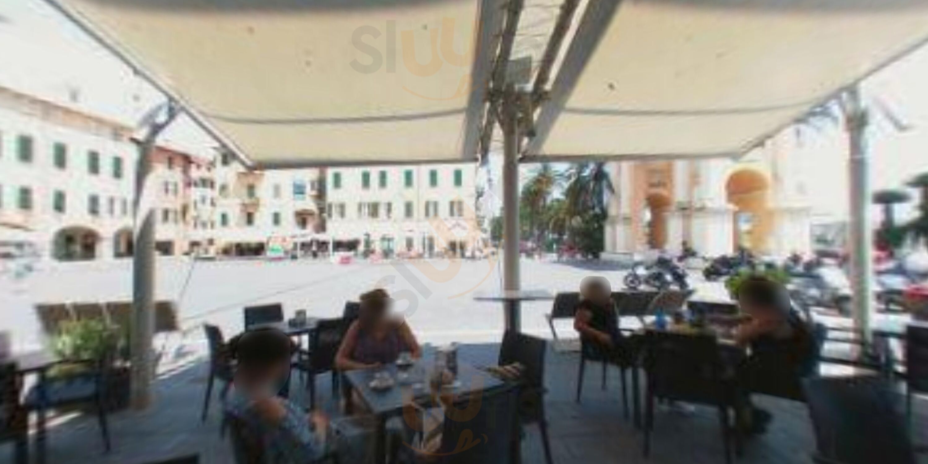 Caffè Le Bombarde, Finale Ligure