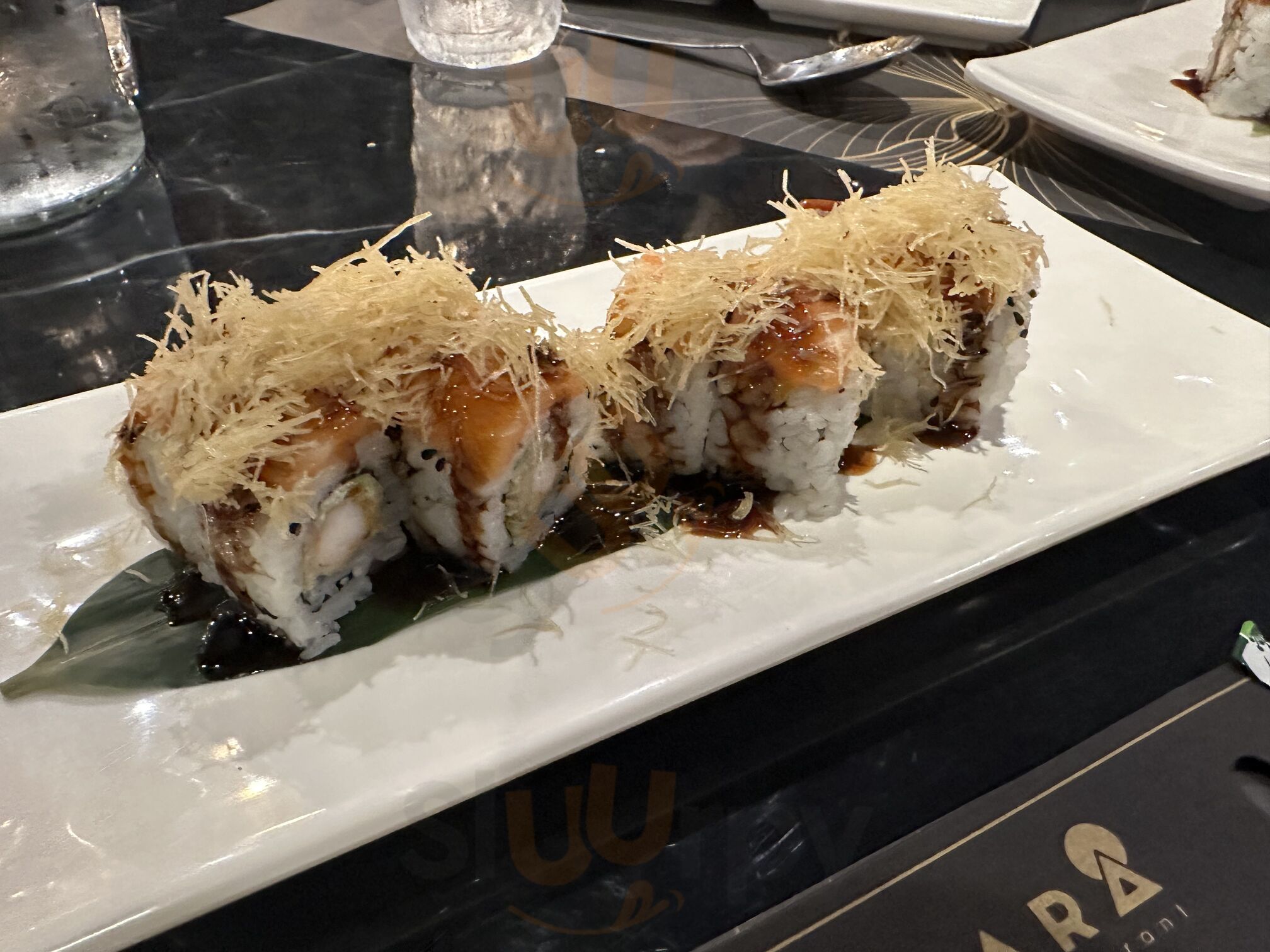 Takara Sushi Restaurant, Quarto