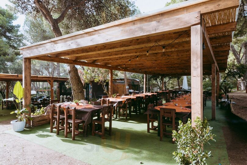 Il Parco Dei Pini - Adventure Park's Bar & Grill, Alghero