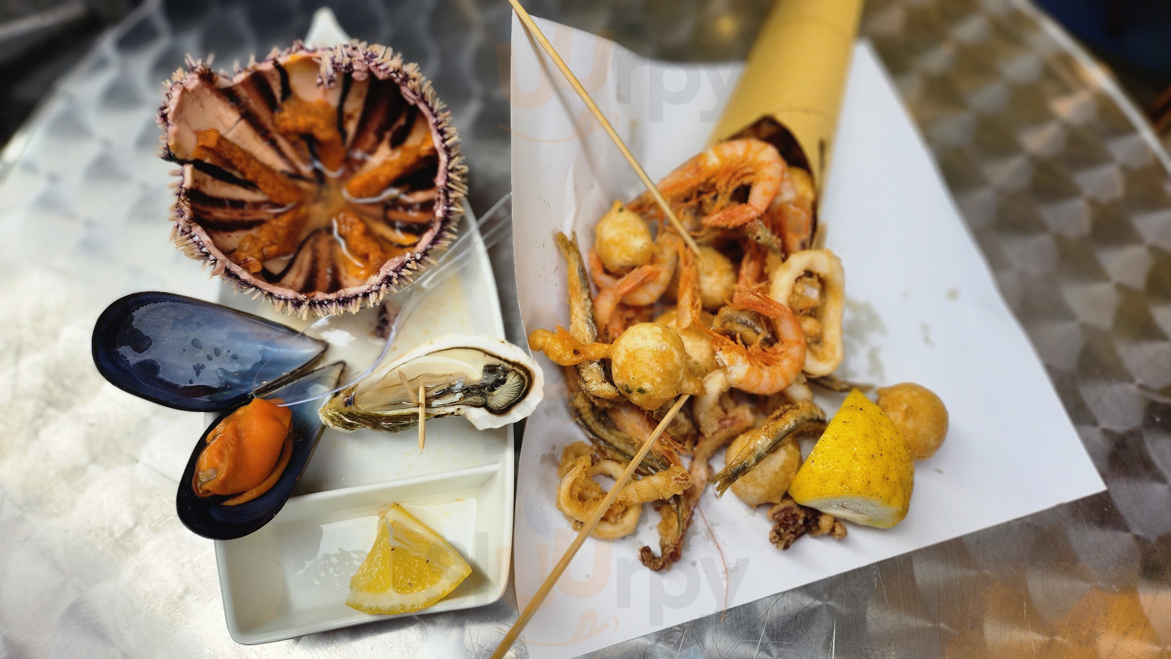 Pescheria Acqua Pazza, Napoli