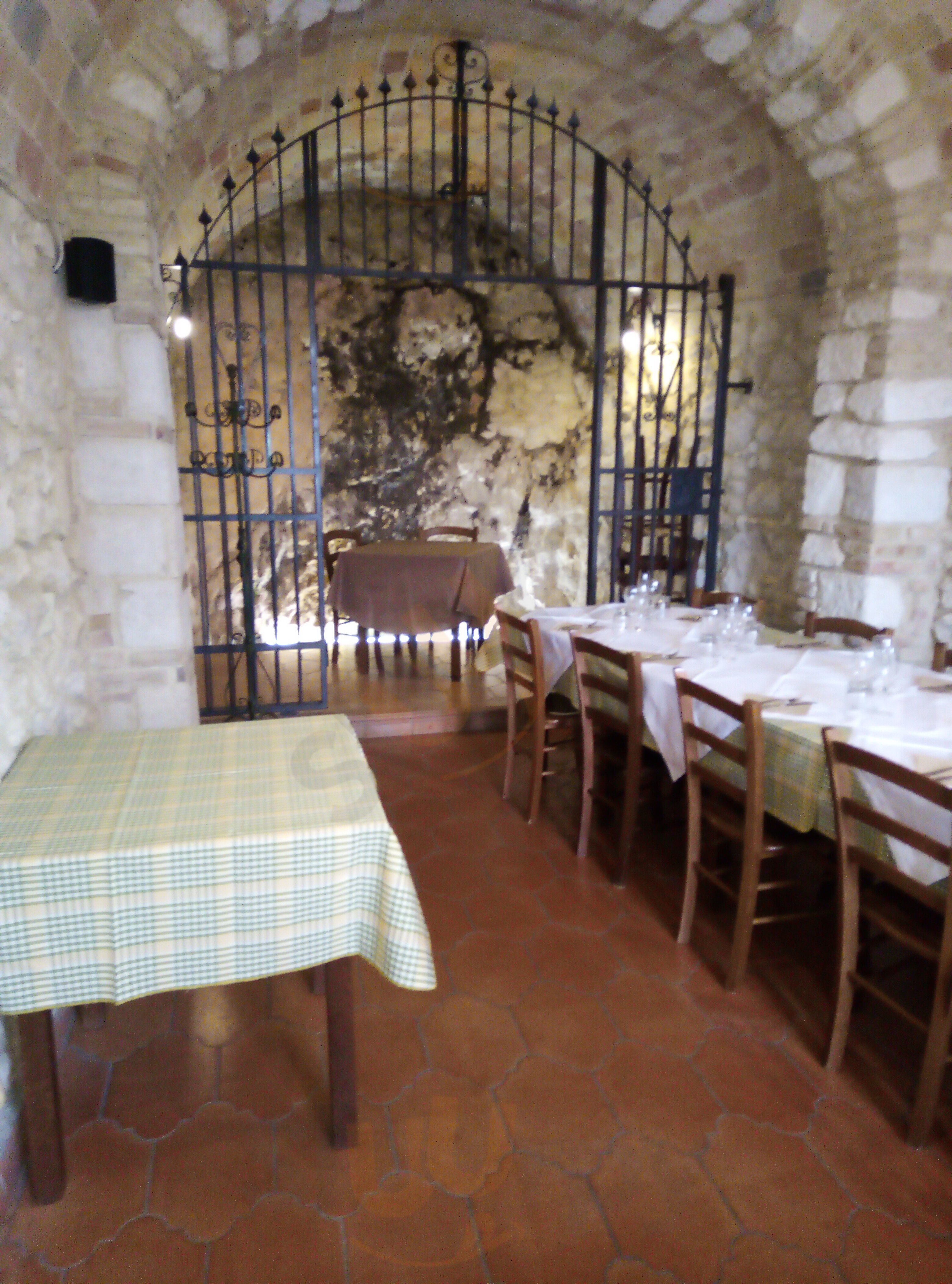 Foto di Taverna Velino - 9/10