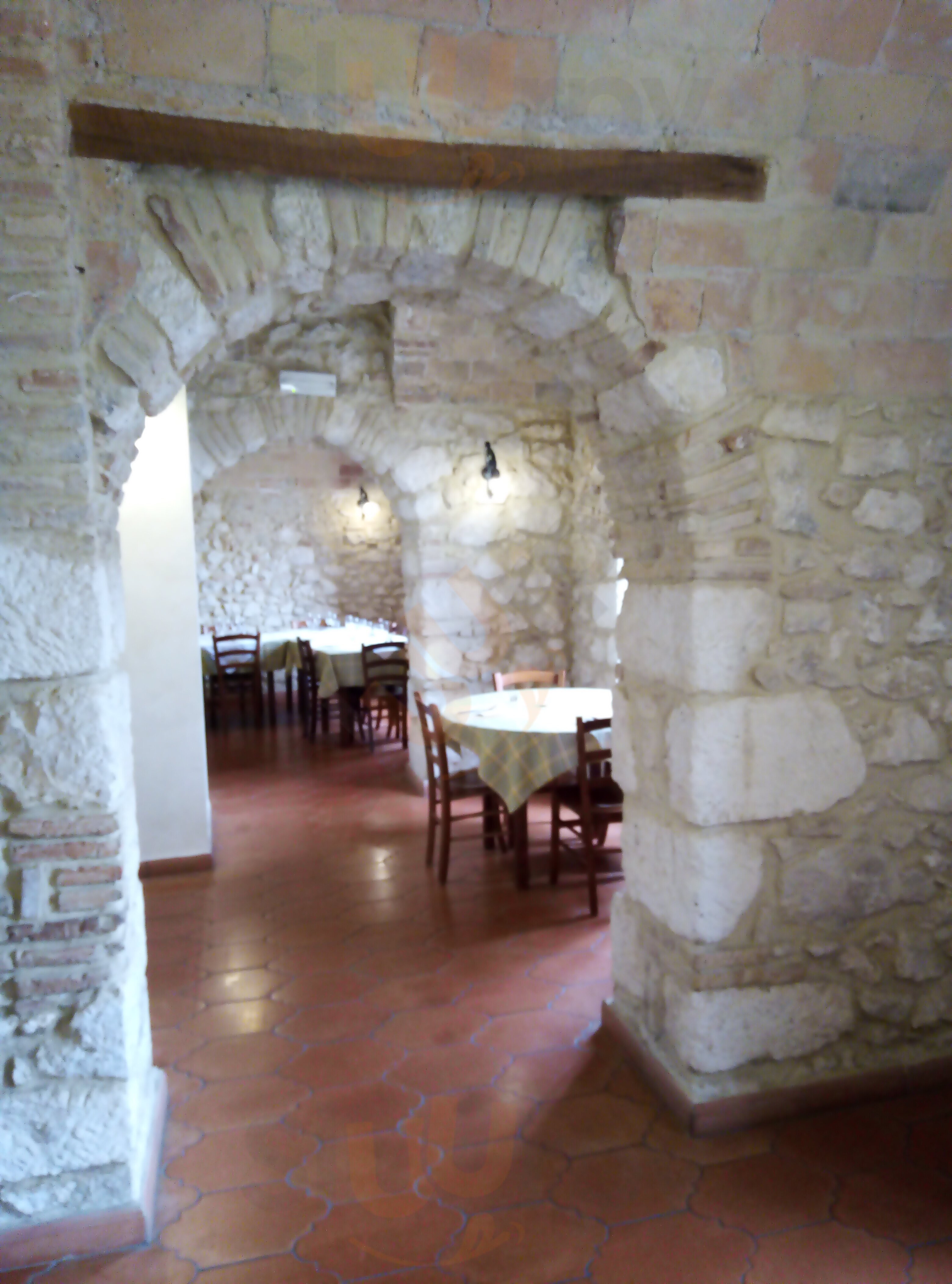 Foto di Taverna Velino - 7/10