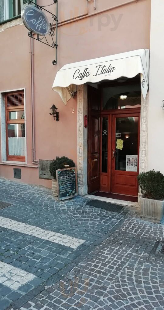 Bar Italia, Tagliacozzo