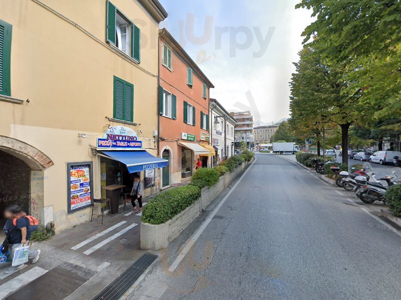 Pizzeria Nettuno, Massa