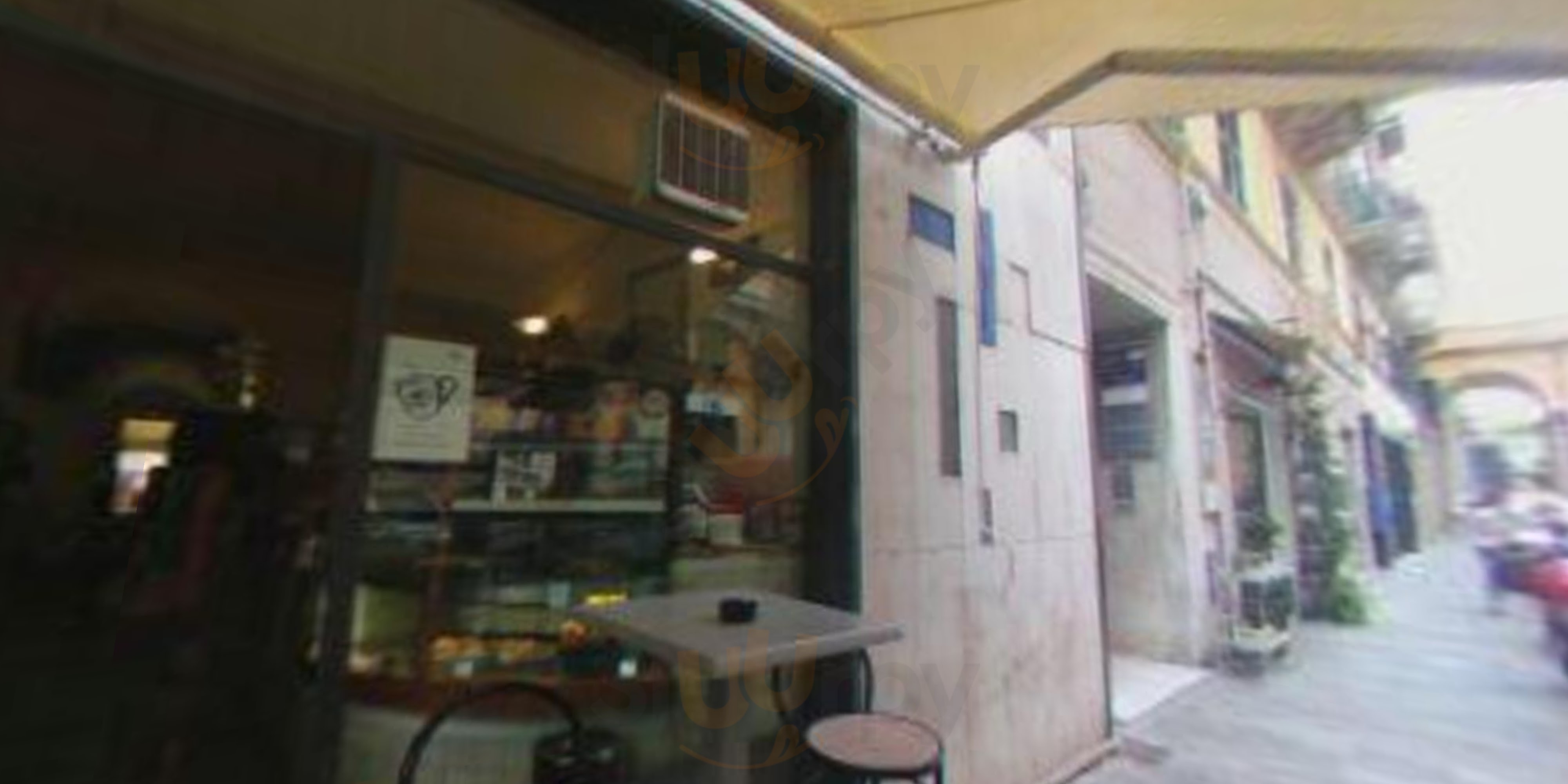 Cafè Bistrot, Savona