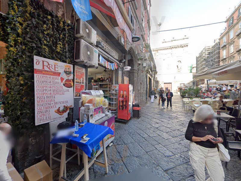 Bar Savarese, Napoli