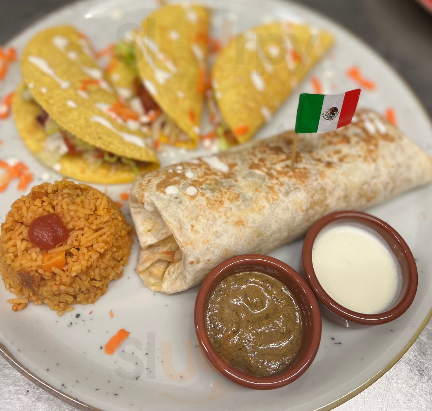Foto di Cinco De Mayo Food & Drink - 9/10