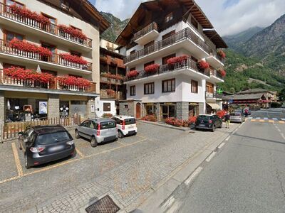 Foto 3 di Rotes Kalb