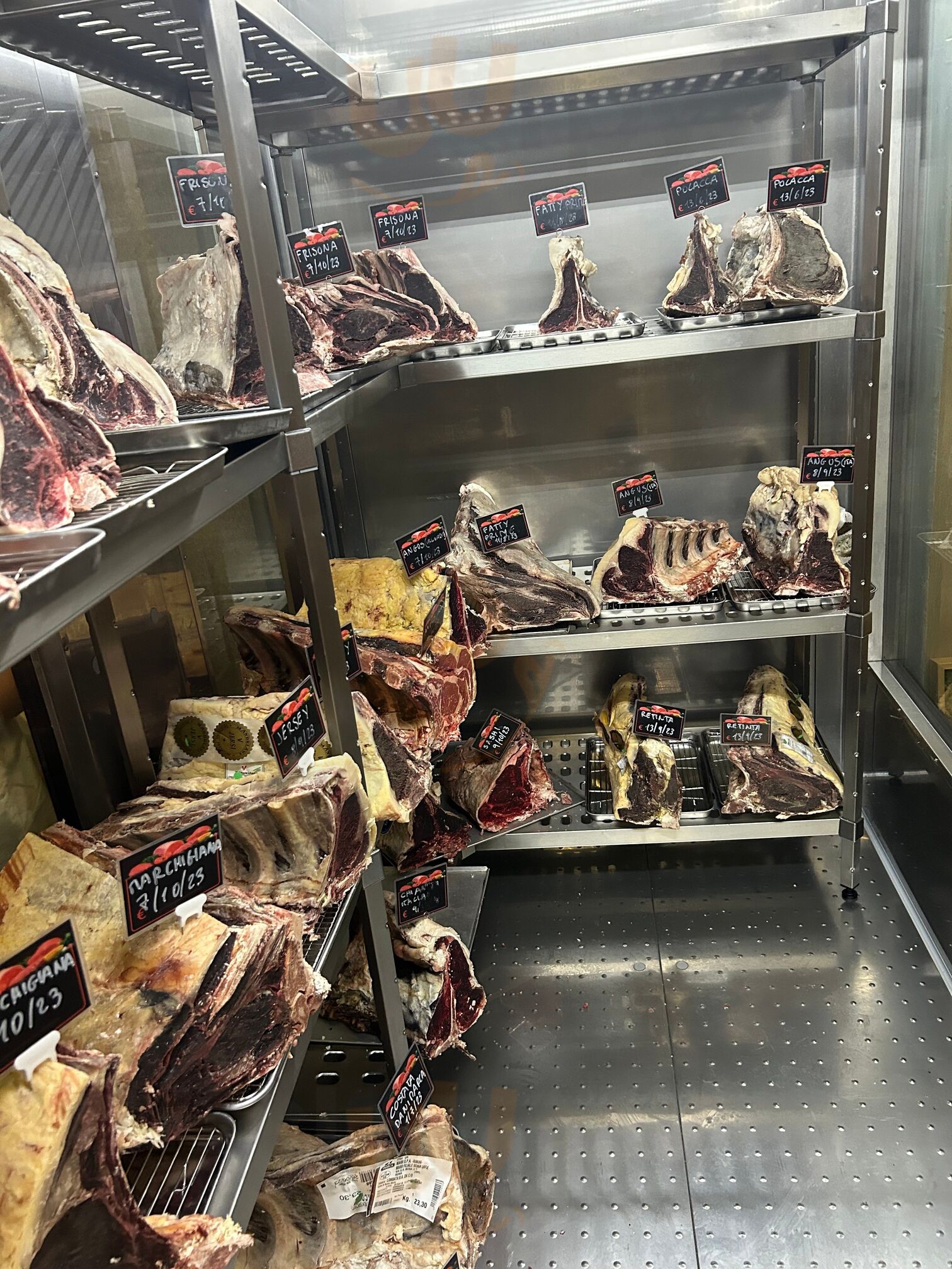 Foto di Montebello - 7/7