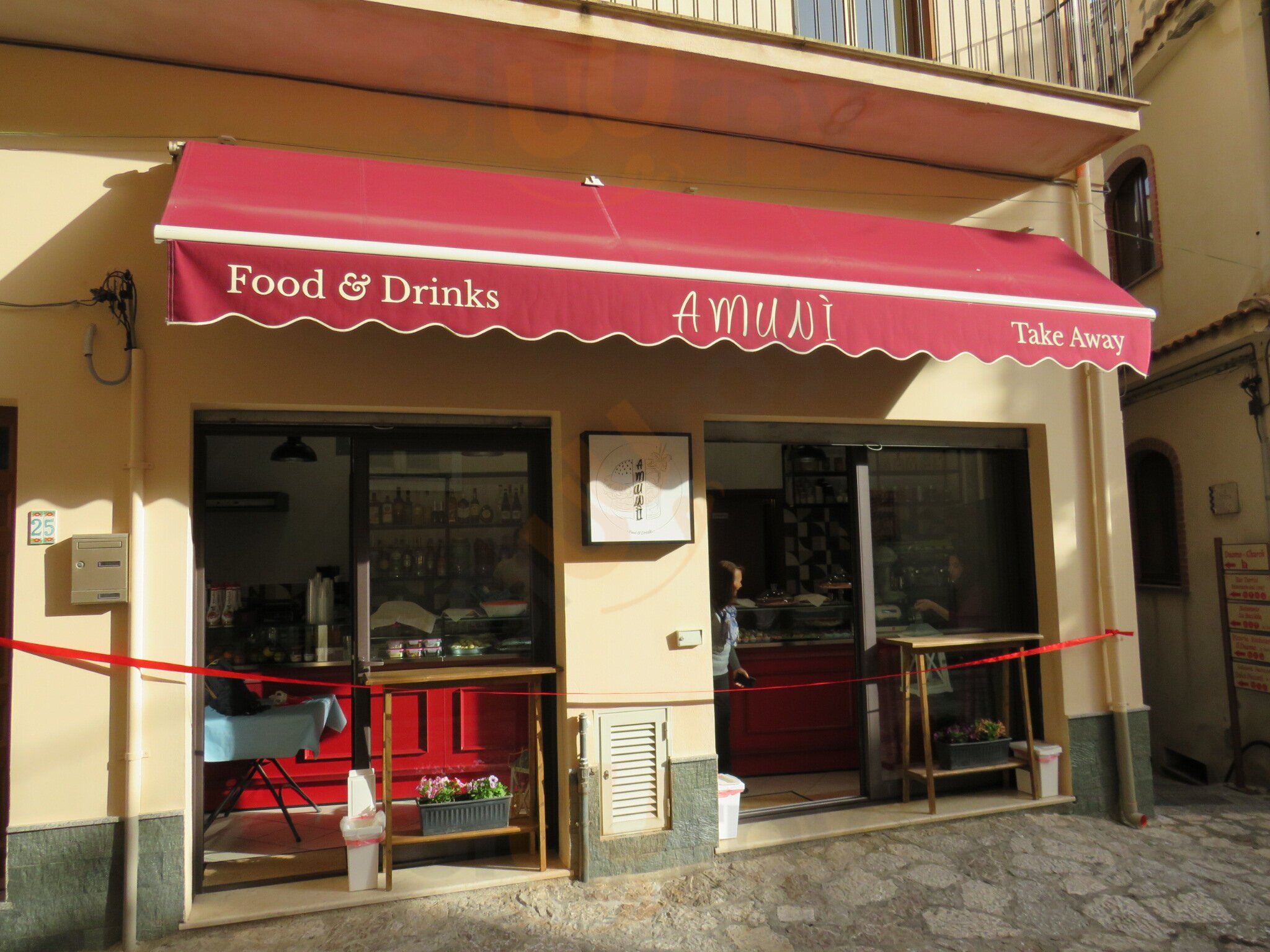 Amunì Food & Drinks, Castelmola