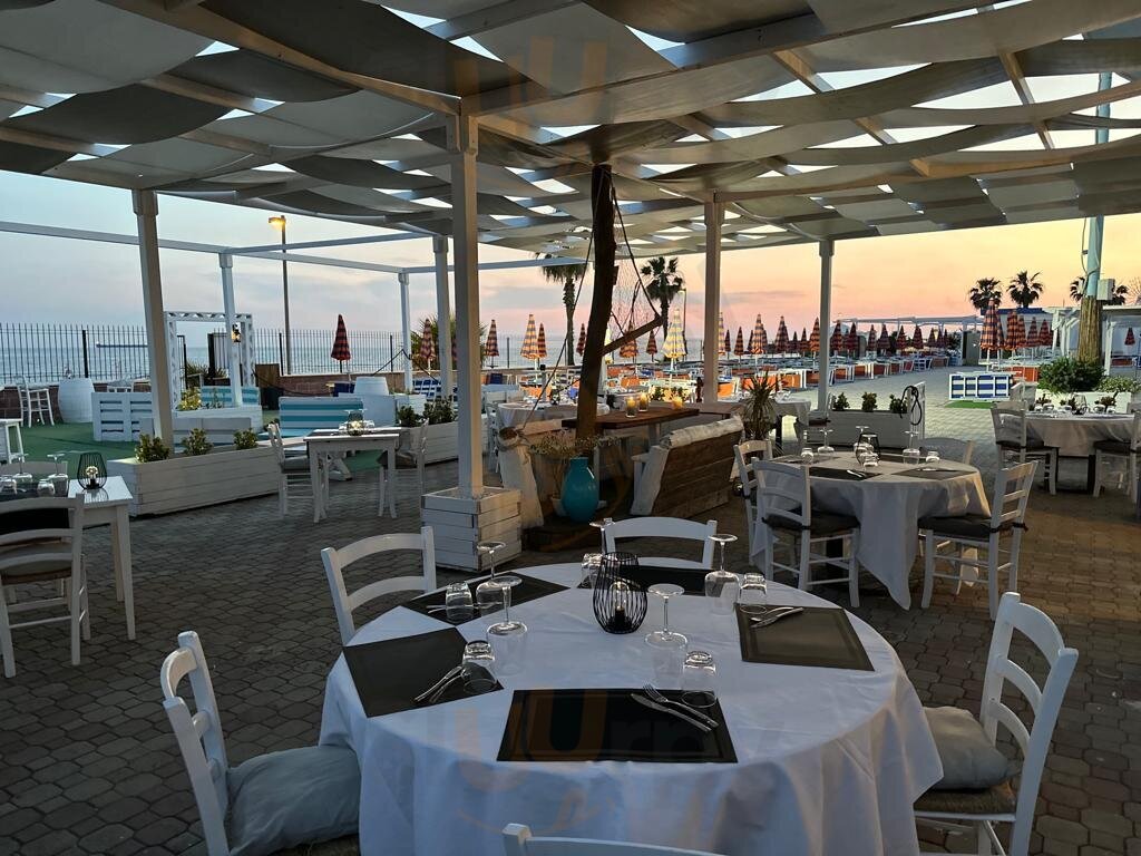 Riva Bistrot, Civitavecchia