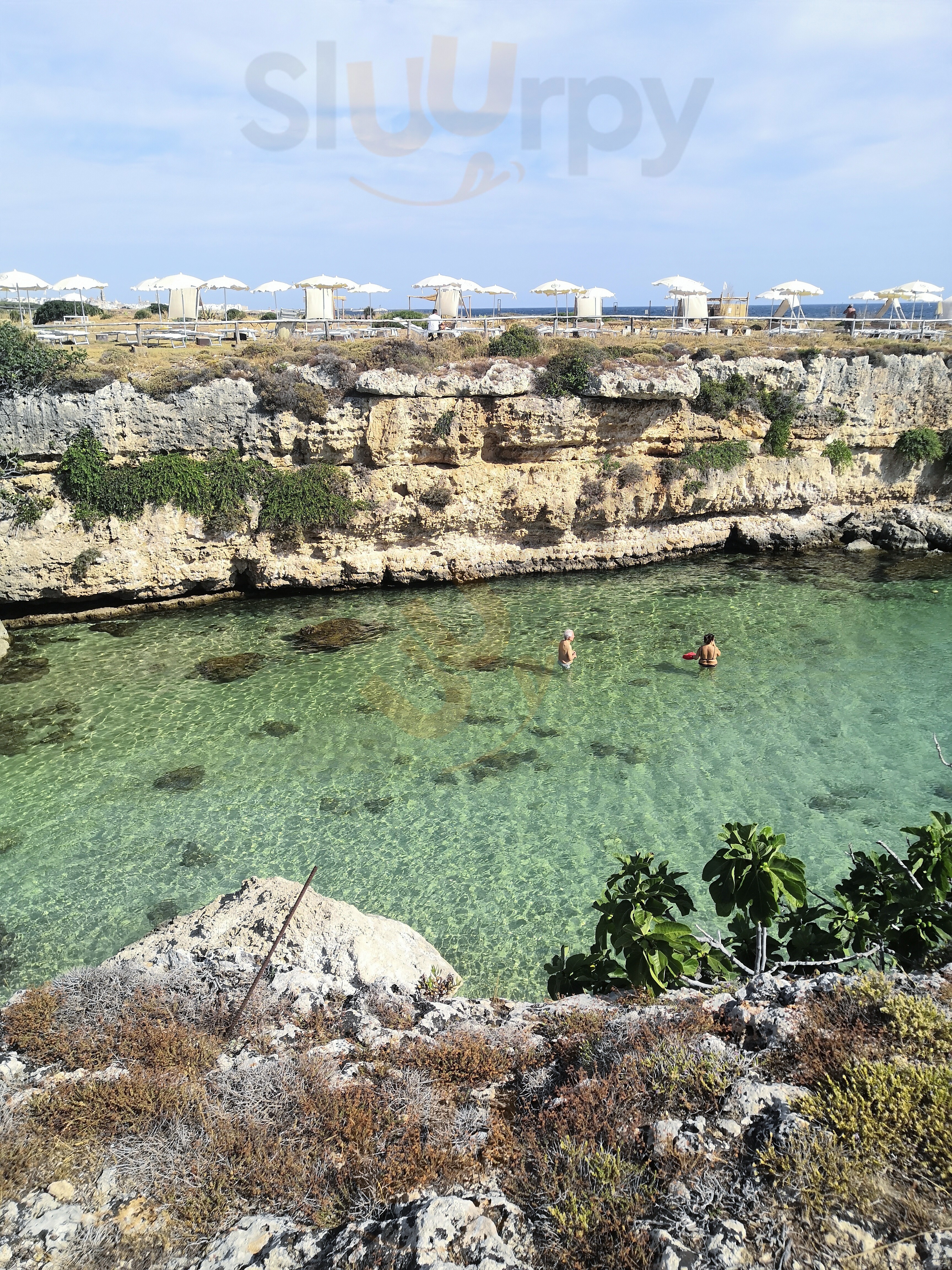 Porto Marzano Beach Bar, Monopoli