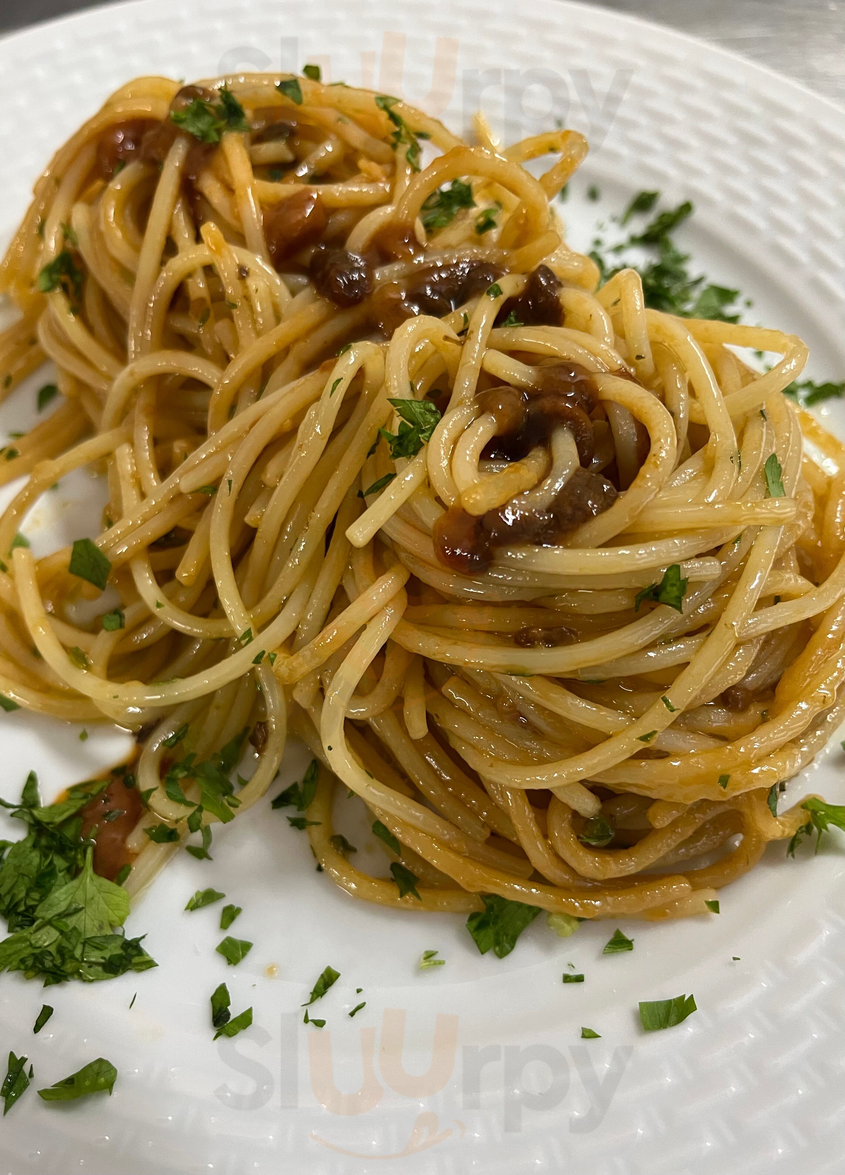 A Figghia Ru Zu Totò, Castellammare del Golfo