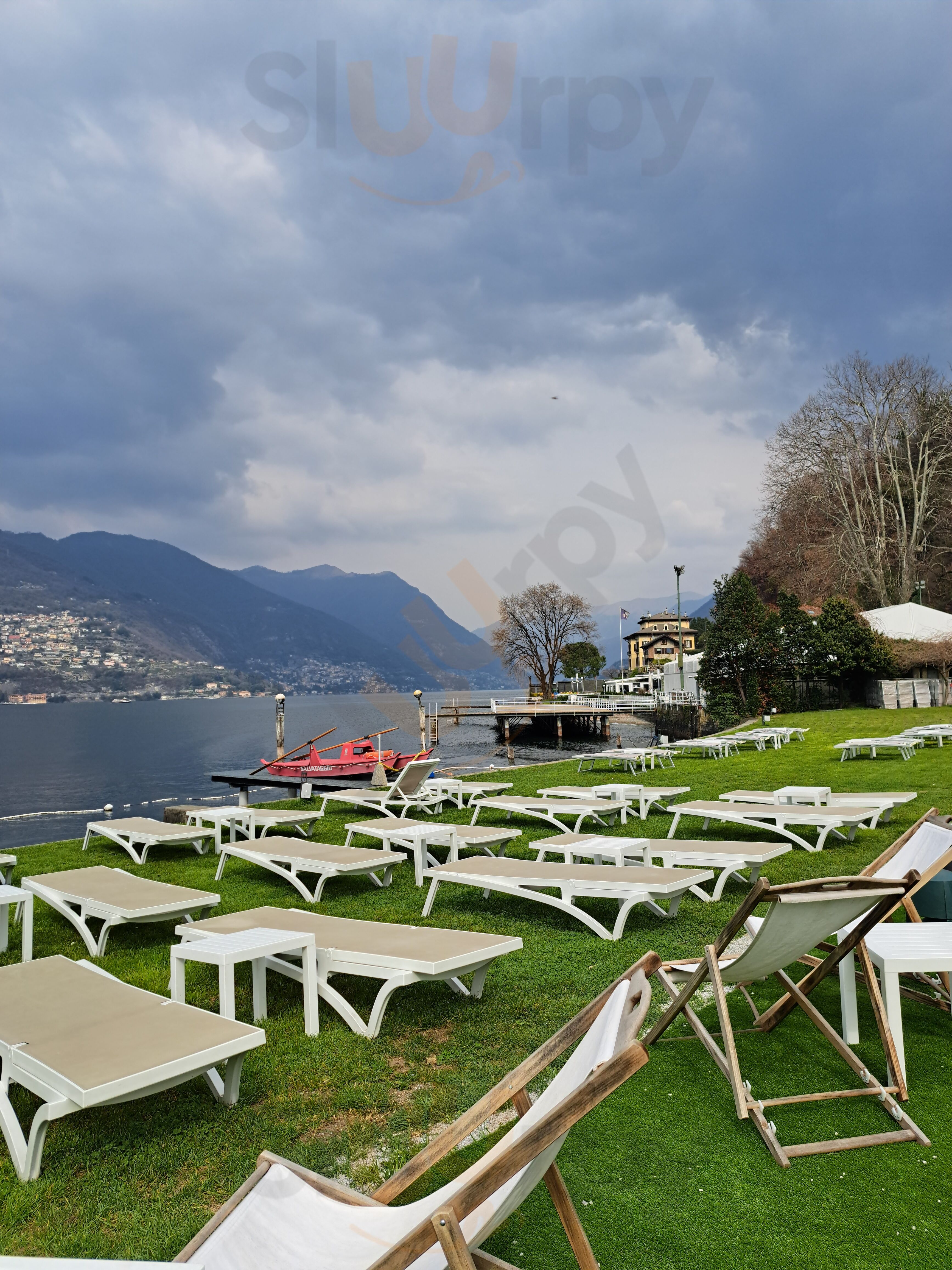 Giulietta Al Lago, Como