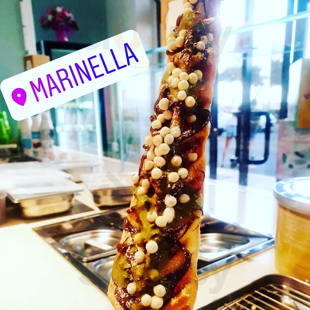 Foto 2 di Marinella Yogurteria Gelateria
