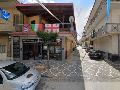 Flowerbakery Pasticceria Caffetteria, Volla