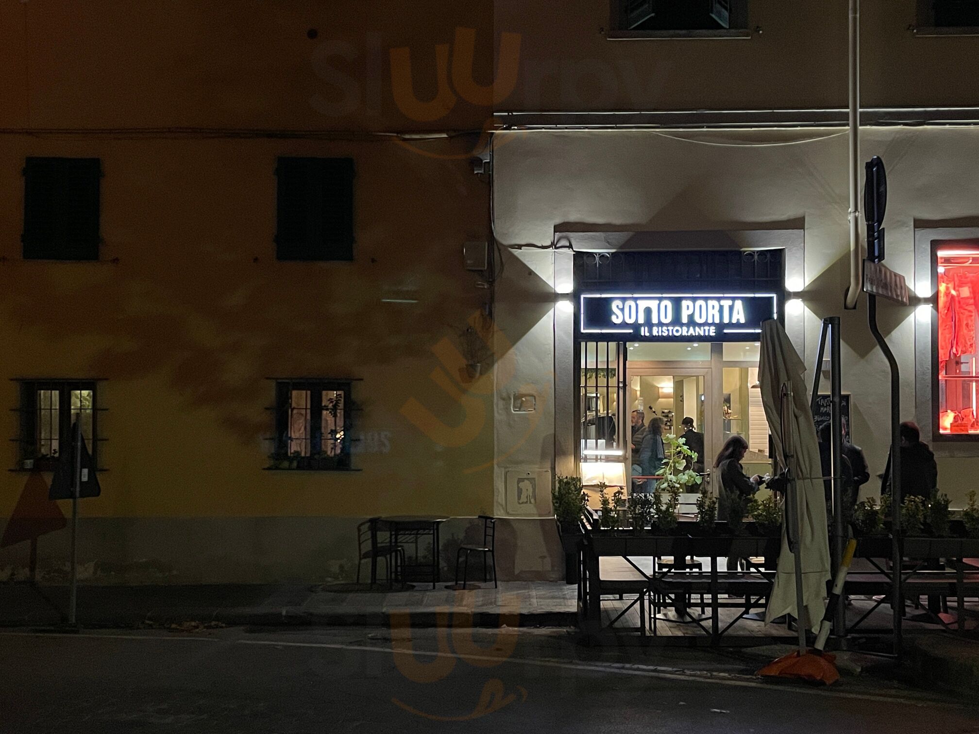 Sotto Porta Il Ristorante In San Frediano, Firenze