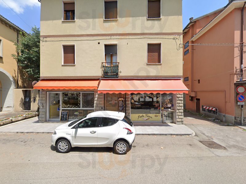 Boutique Del Tortellino, Castello di Serravalle