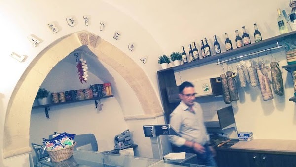 La Bottega Del Gusto, Laterza