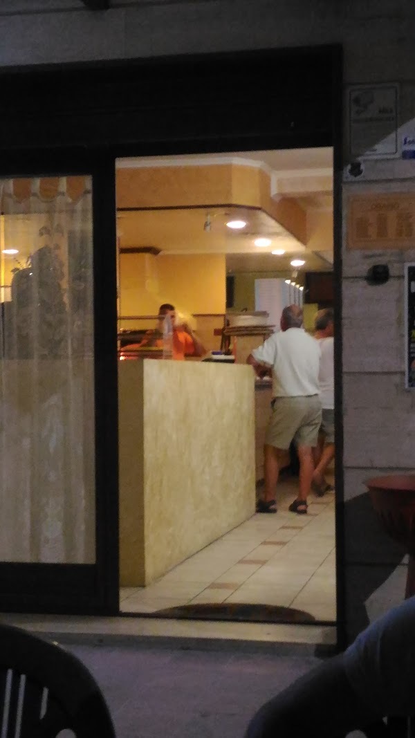 Foto di Pizzeria Bella Napoli - 7/9