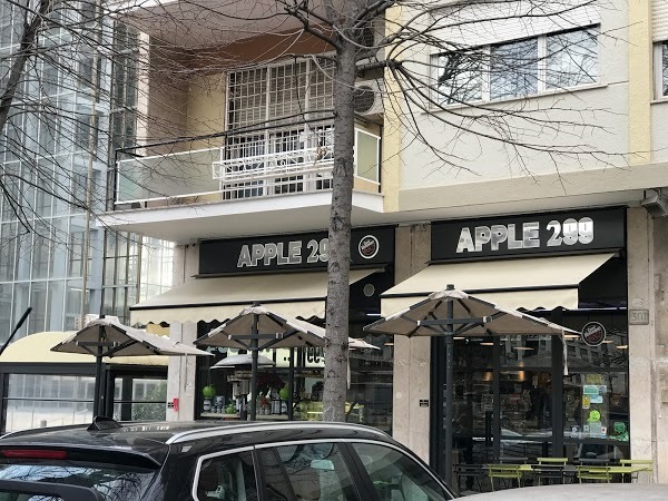 Apple 299, Roma