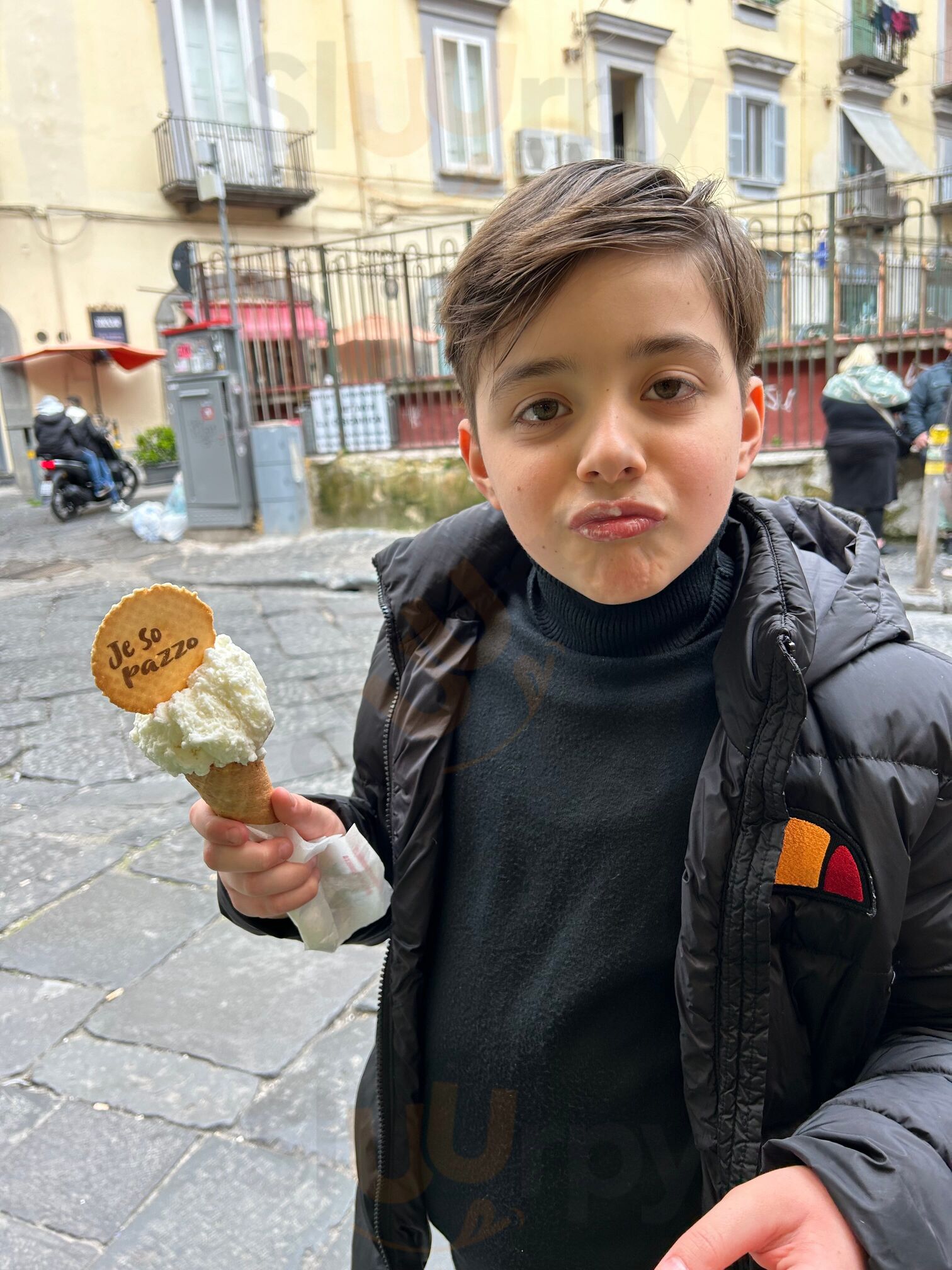 Corno Gelato, Napoli