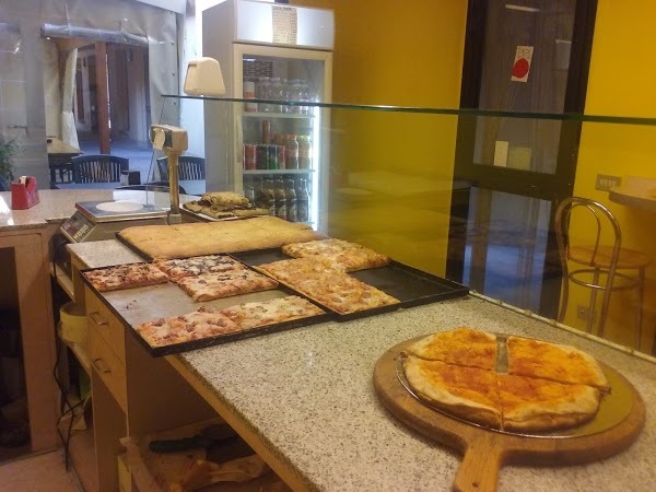 Pizzeria Al Taglio Quadrifoglio, Reggiolo