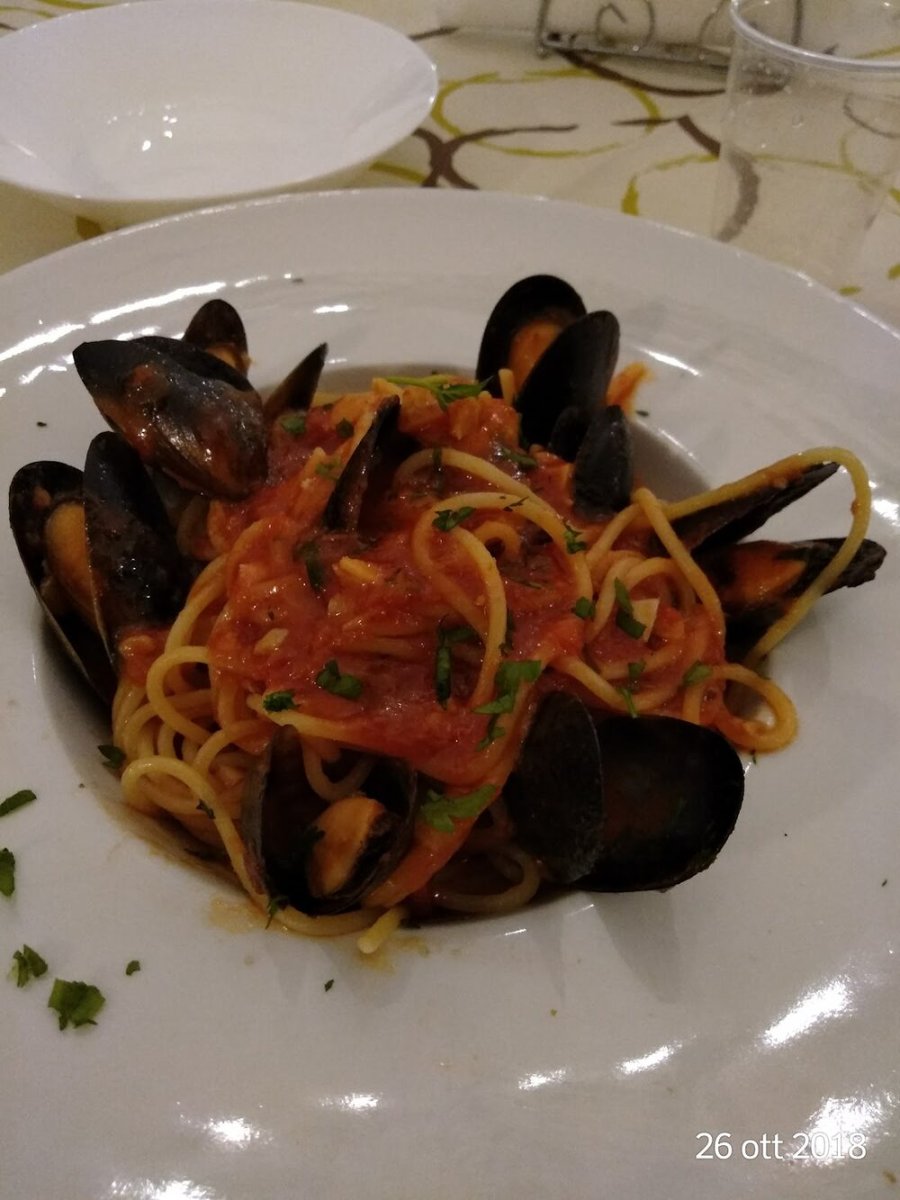 Foto 4 di Antica Gastronomia Del Corso - Caltanissetta