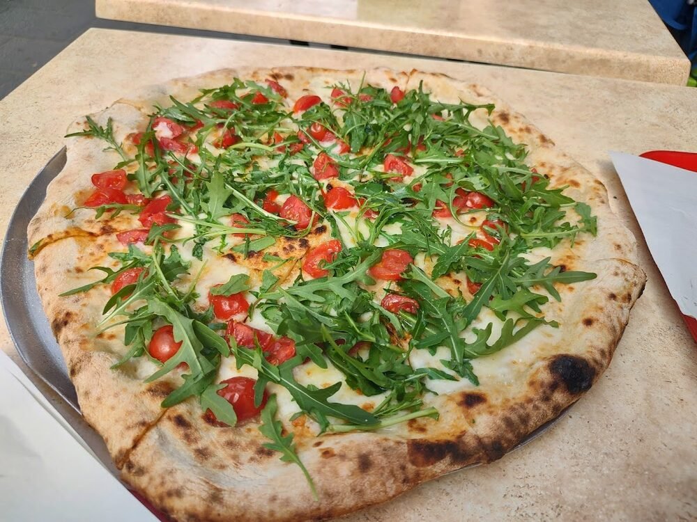 Foto 2 di Pizza Napoli - Caserta