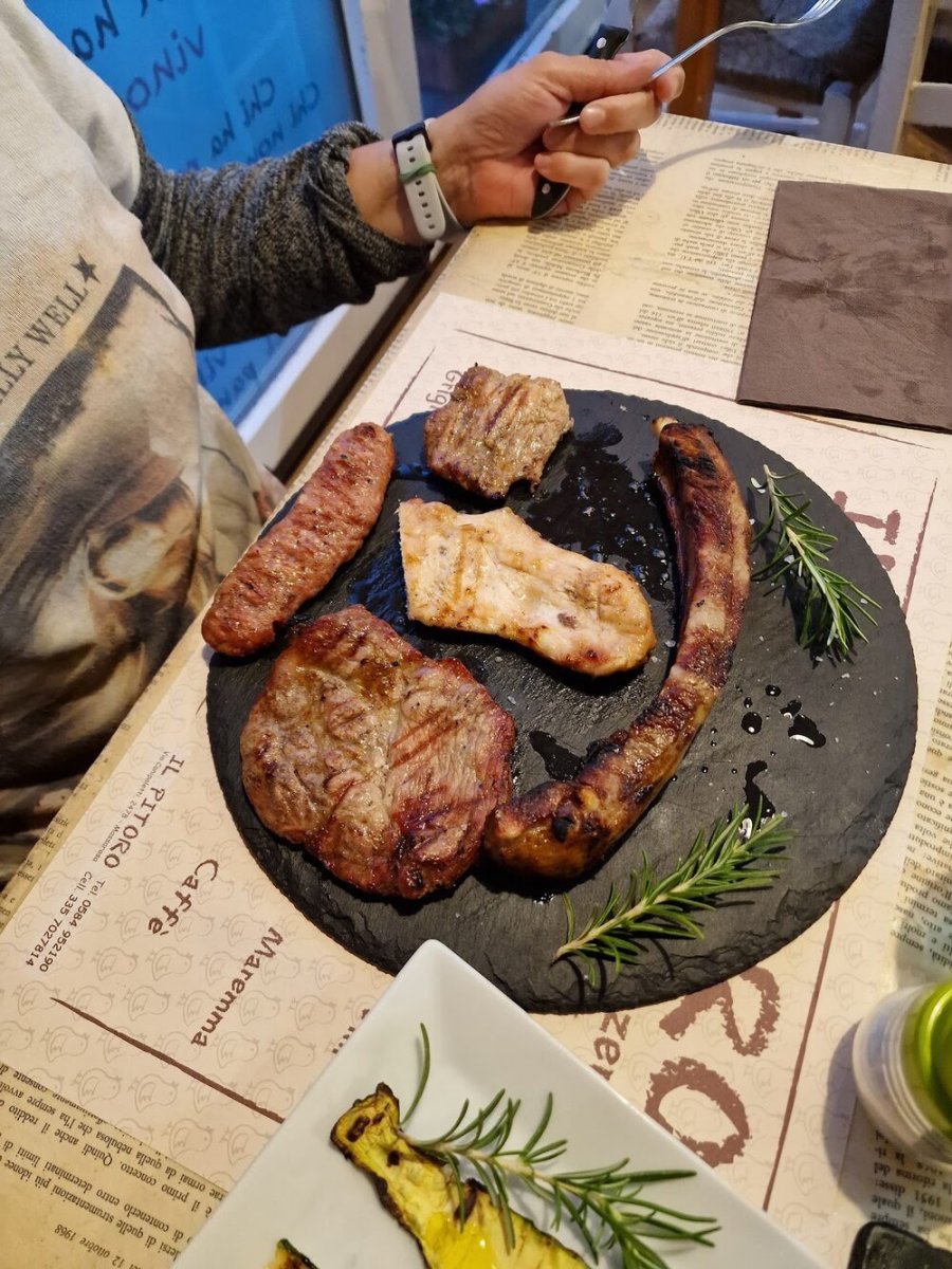 Foto 4 di Il Pitoro - Merenderia Bisteccheria - Massarosa