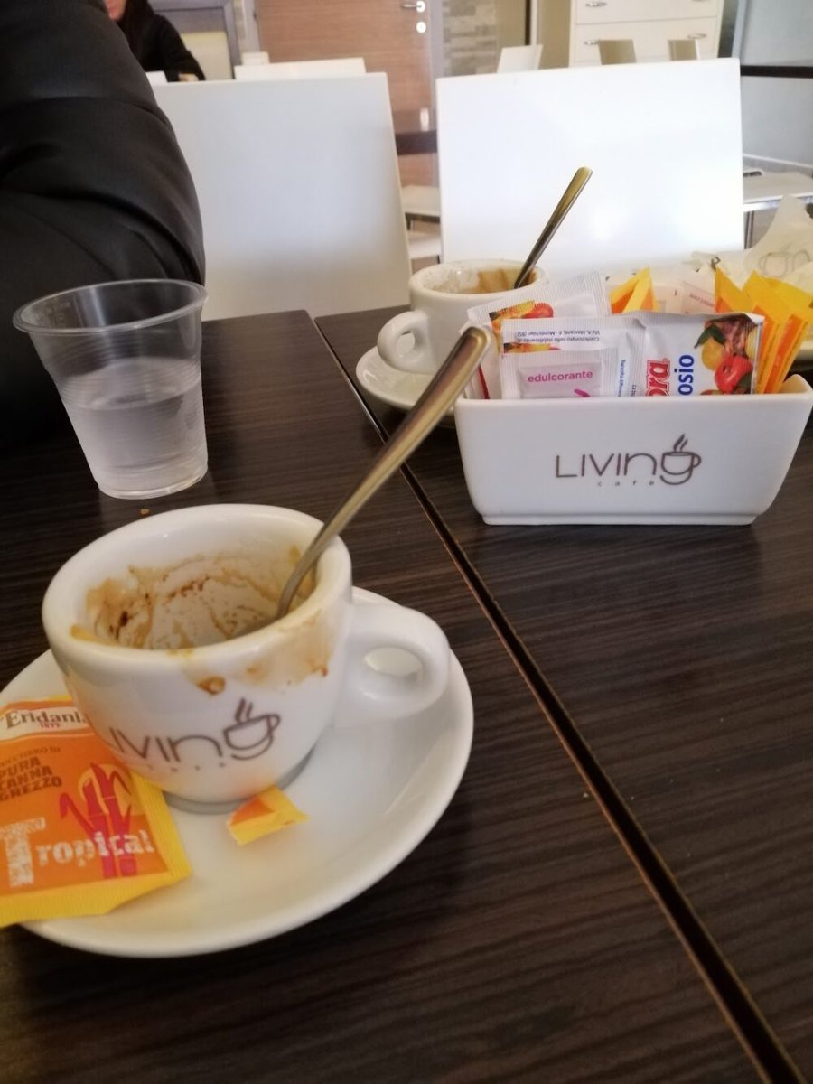 Foto 4 di Living Cafè - Gioia del Colle