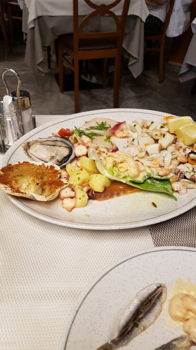 Foto 3 di Ristorante Pizzeria Capri - Busto Arsizio