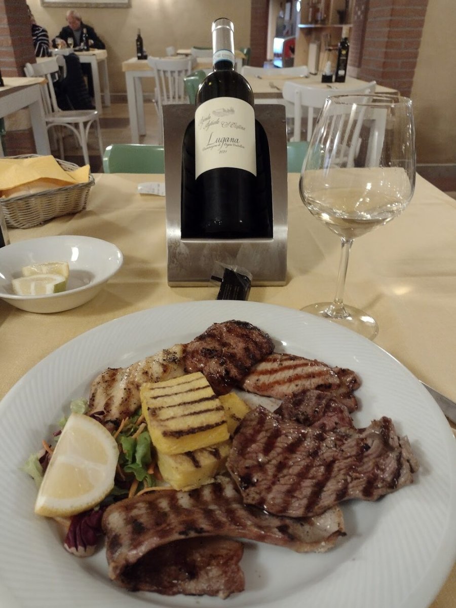 Foto 4 di Ristorante Pizzeria La Colomba - Colognola ai Colli