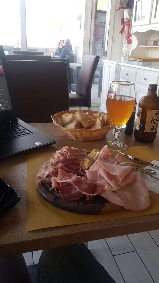 Foto 2 di Cafe Be 52 - Montecatini Terme