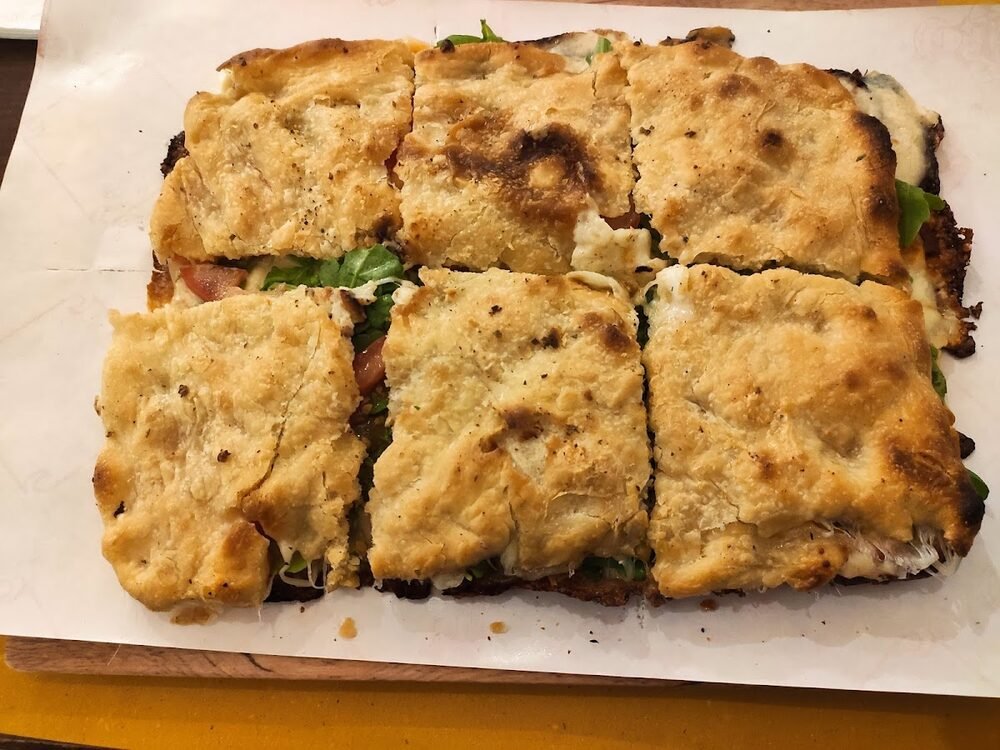 Foto 5 di Pizzeria Rosticceria Tre Archi Di Frassini S. - Portoferraio