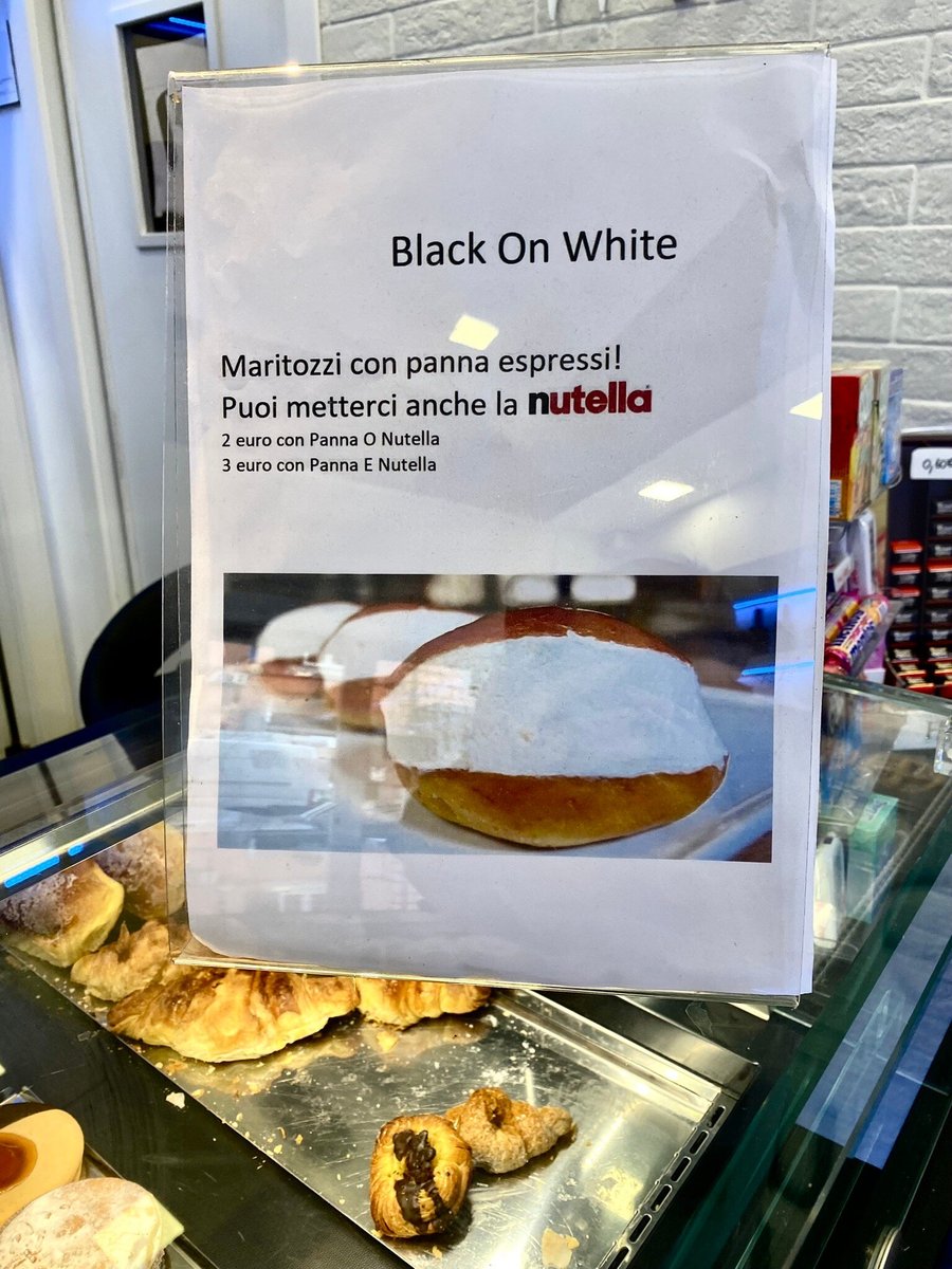 Foto di Black On White-bar - 9/10