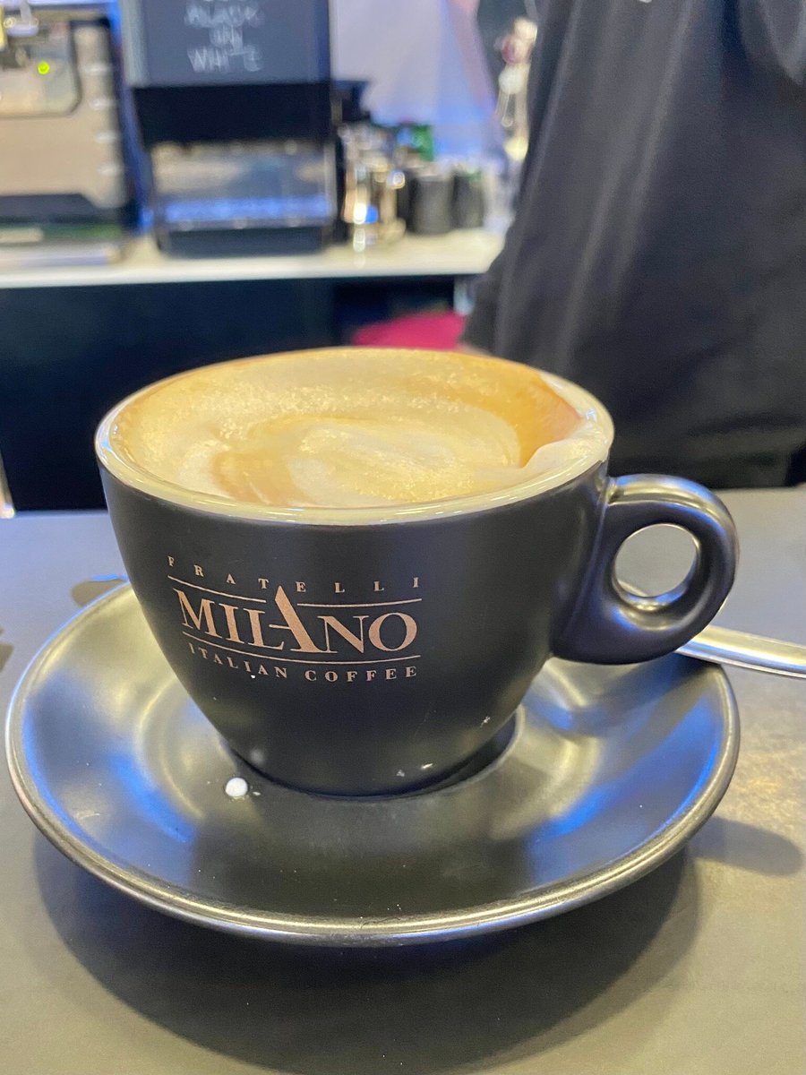 Foto di Black On White-bar - 6/10