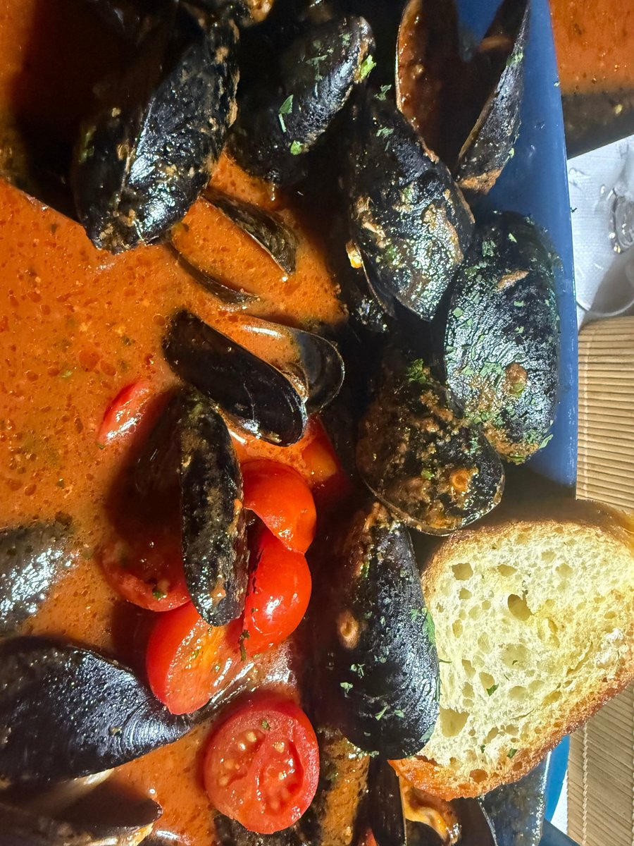 Foto di Ristopescheria - Cotto Da Mare  2 - 8/10