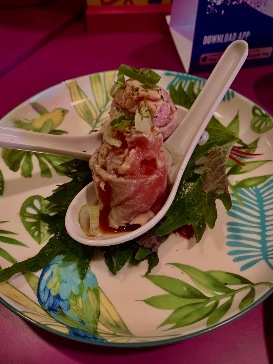 Foto di Momi - Hakagure Poke & Sushi Bar - 9/10