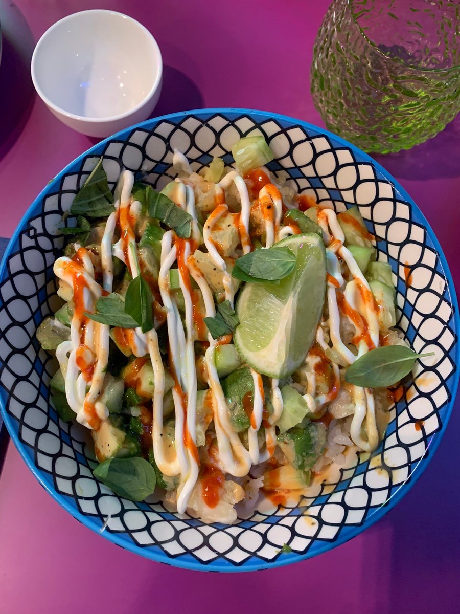 Foto di Momi - Hakagure Poke & Sushi Bar - 6/10