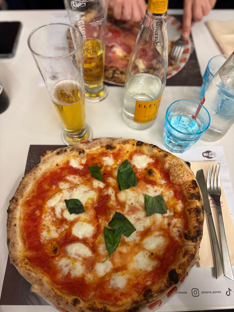 Foto di Pizzeria Errico Porzio - 6/10