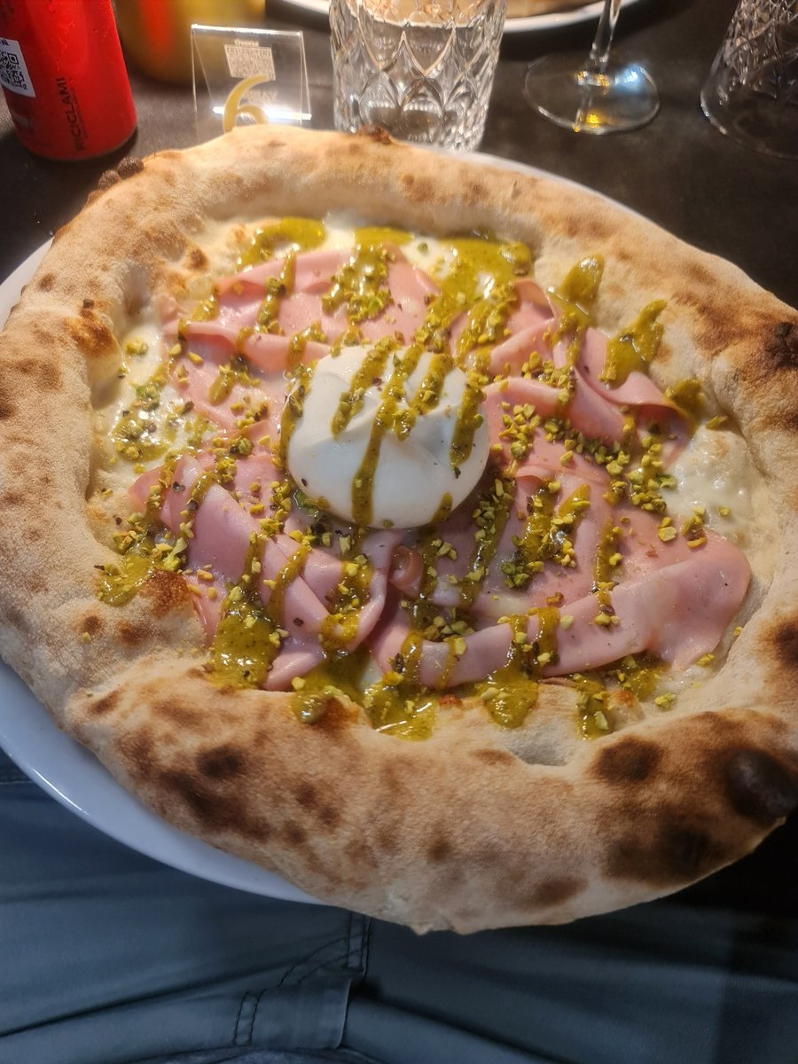 Foto di Vabbè Pizza - 7/10