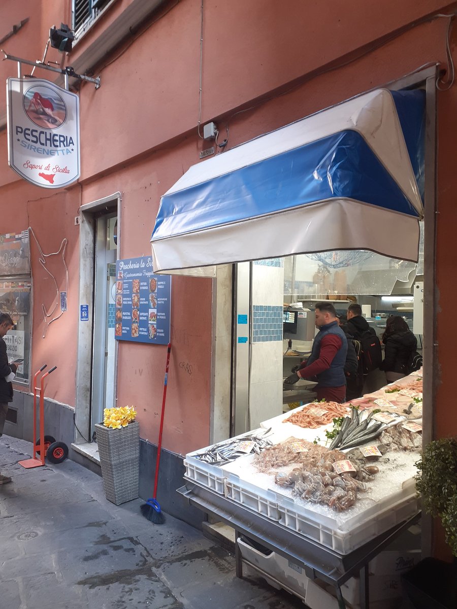 Foto di Pescheria Friggitoria Sirenetta - 7/8