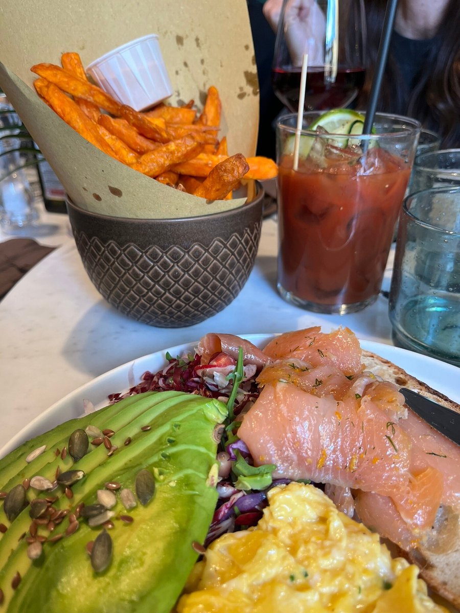 Foto di Ditta Artigianale Piazza Ferrucci - 6/10