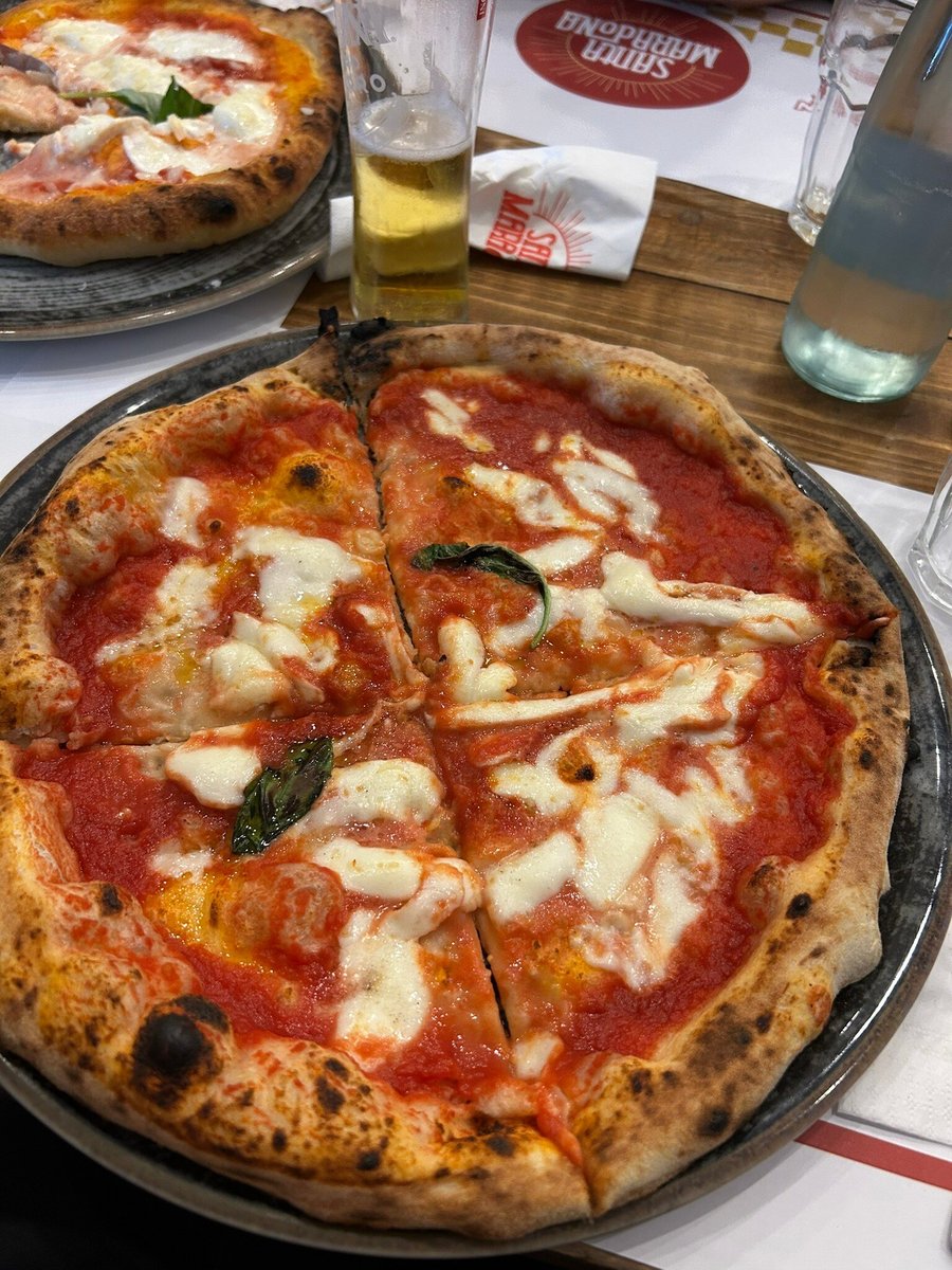 Foto di Pizzaria Santa Maradona - 6/10