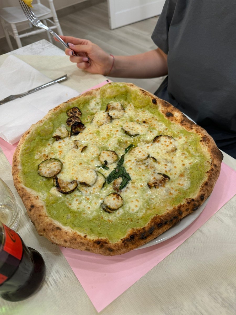 Foto di Pizzeria Leopardi - 8/9